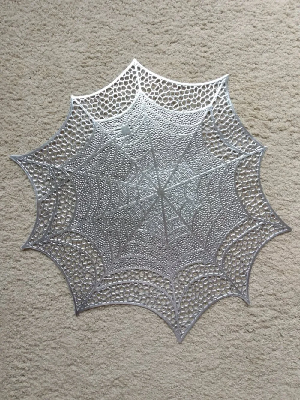Set of 5 Halloween SILVER Vinyl Spiderweb Placemats 18